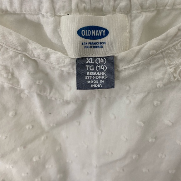 Old Navy White Textured Tank Top with Lace and Adjustable Straps (Size XL - 14) - Picture 4 of 9